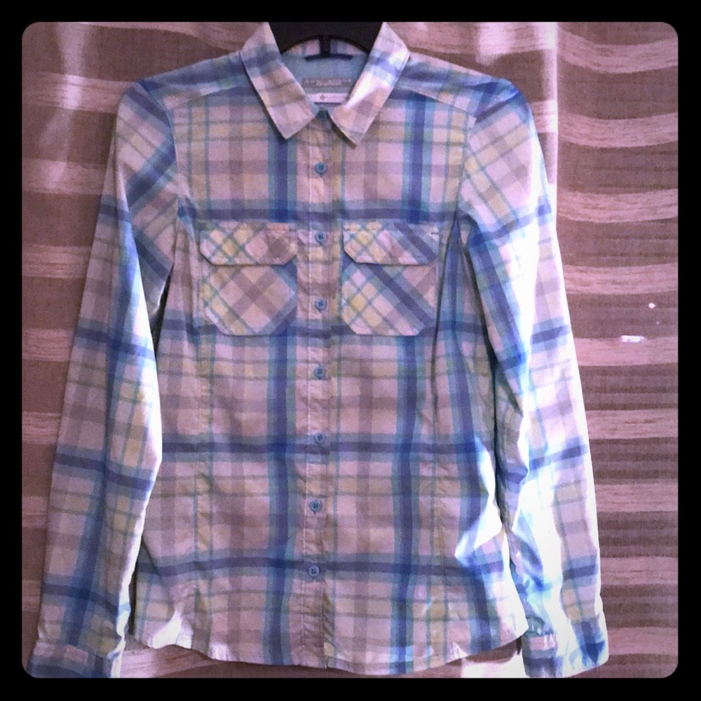 Columbia Omni-Shade plaid button down long sleeve